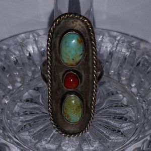 Vintage Silver Ring with Turquoise and Coral Gemstones